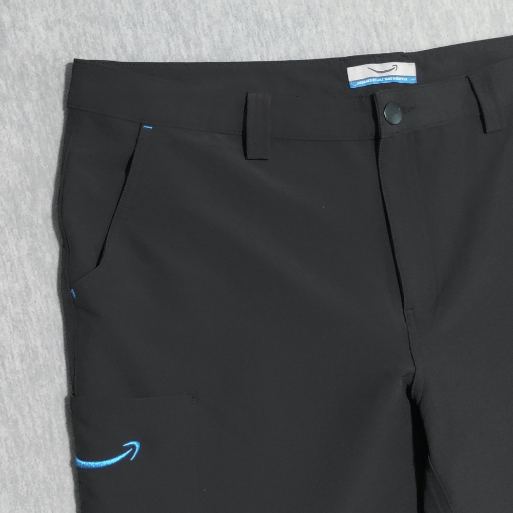 Amazon Luly Yang Delivery Cargo Shorts Mens XL (40) Stretch Black Blue Logo NWOT - Picture 6 of 15